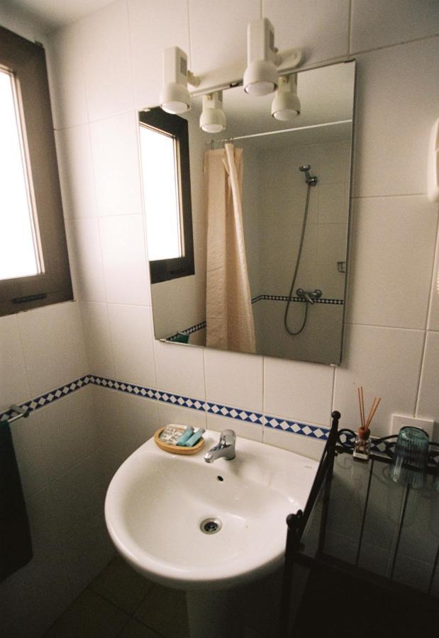 Hostal De L'Aigua 산트 요렌스 드 라 무가 외부 사진